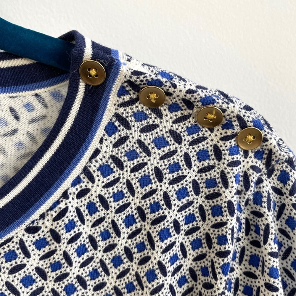 Talbots Geometric Knit Sweater Women XL Blue Preppy Nautical Shoulder Button Top - Picture 3 of 7